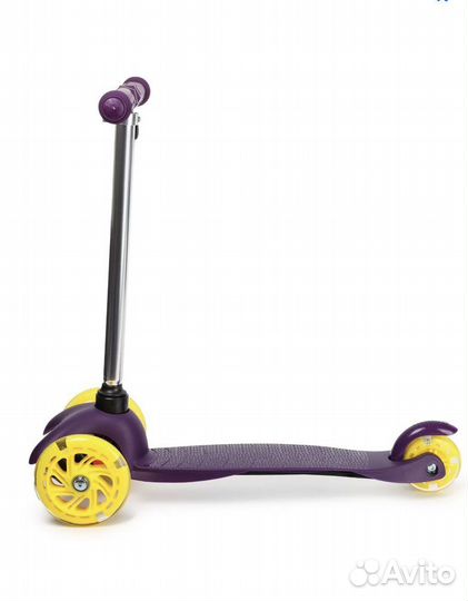 Самокат трехколесный новый
