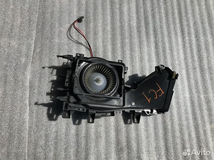 Вентилятор печки Chevrolet Camaro V 10-15