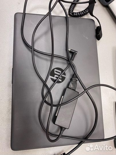 Ноутбук HP/i3-1005G1