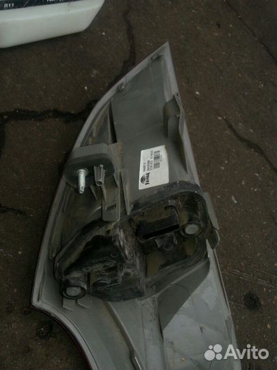 Фонарь правый задний renault megane 3