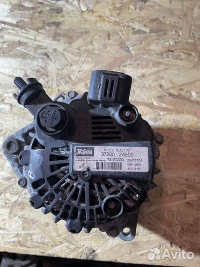 Генератор Kia Ceed 37300-2A500