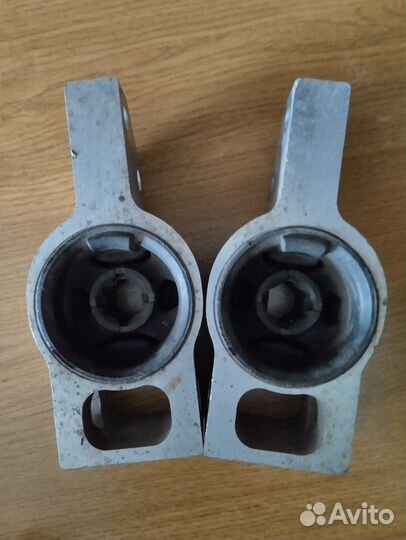 Сайлентблоки Шкода VAG