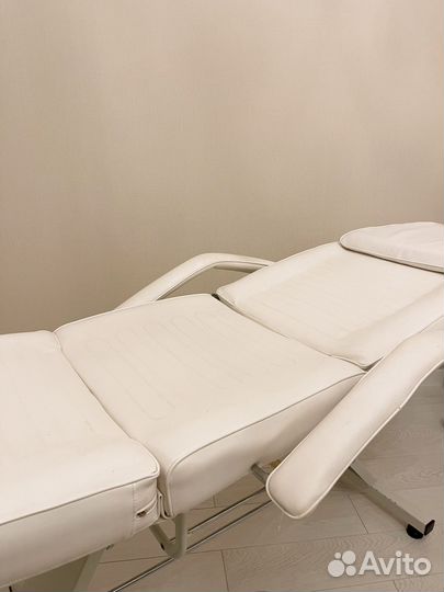 Косметологическая кушетка