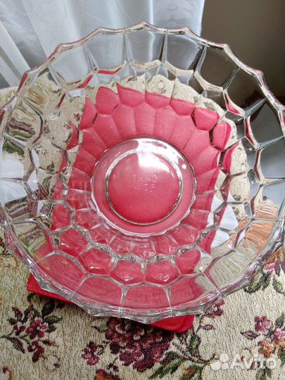 Ваза для цветов,кувшины чешск.цвет.стекло 60г