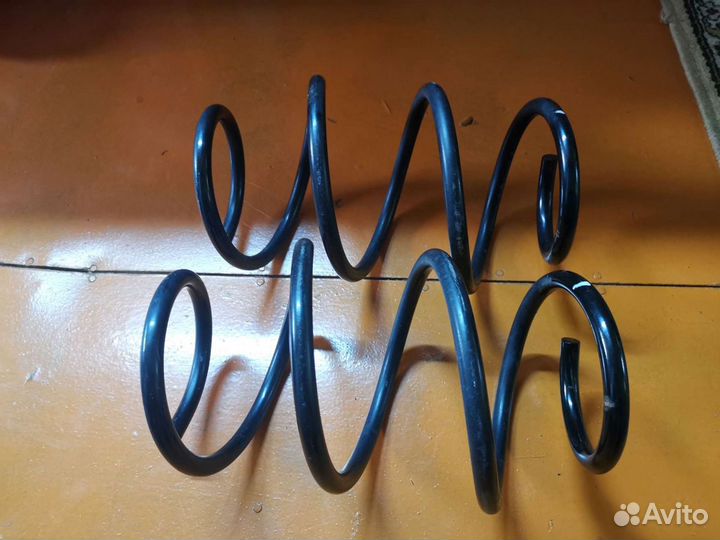 Пружины передние аутлендер