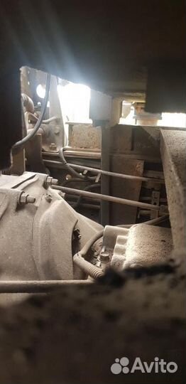 Nissan Diesel с КМУ, 1995