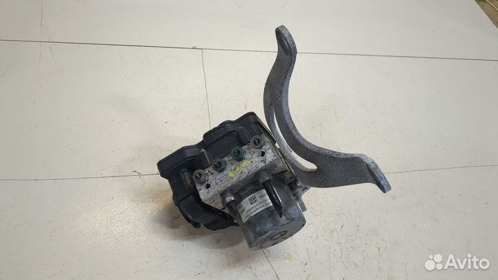 Блок абс, насос Chevrolet Malibu, 2018