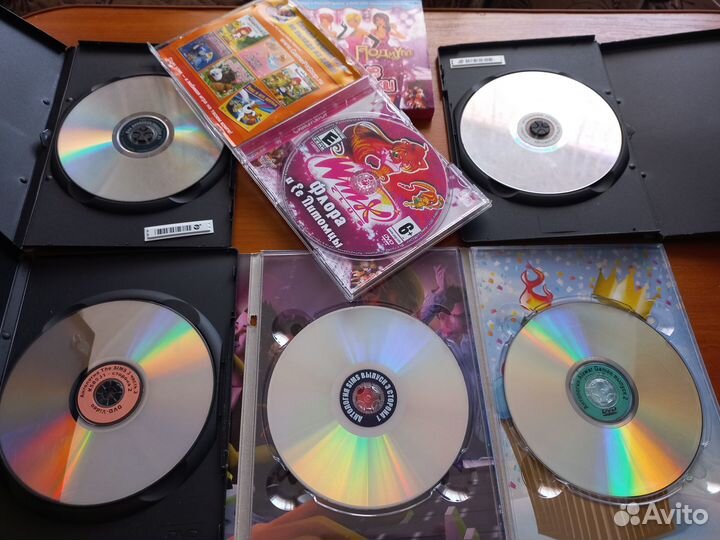 DVD диски с играми Винкс, Симс