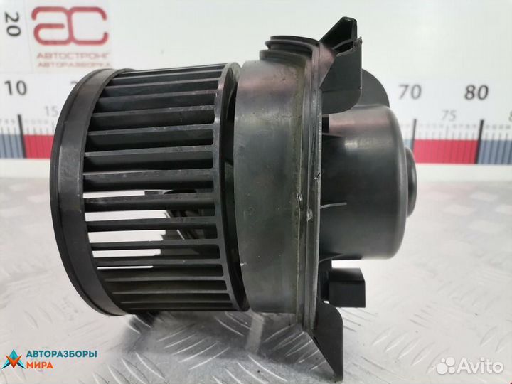 Моторчик печки Ford Focus 2001 1111936