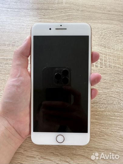 Телефон iPhone 8 plus