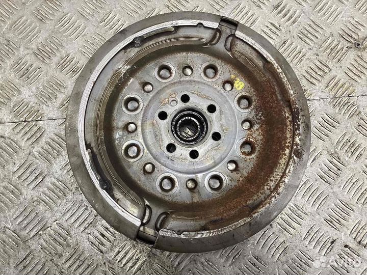 Маховик Volkswagen Golf