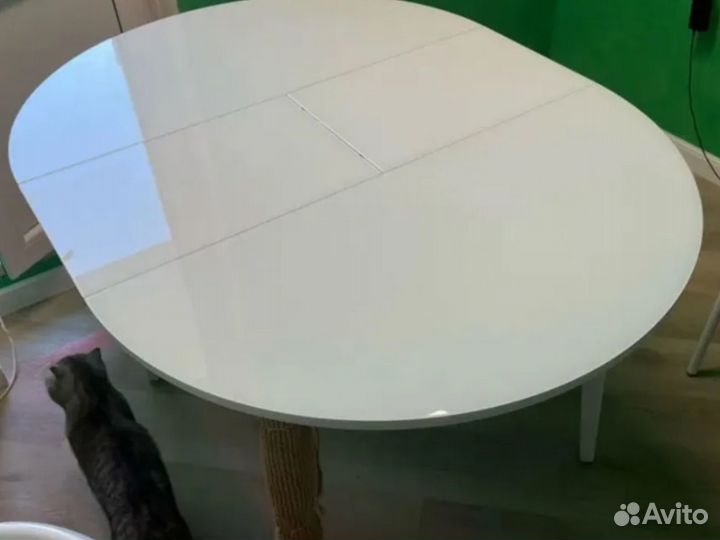 Стол