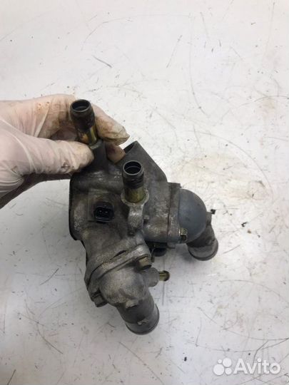 Корпус термостата Mitsubishi Outlander 2 4B12