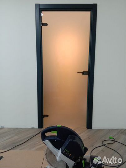 Двери межкомнатные стеклянные.Переходите в профиль