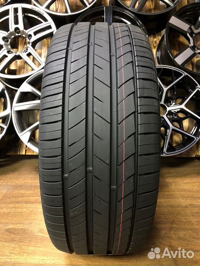 Kumho Ecsta HS52 215/50 R17 95W