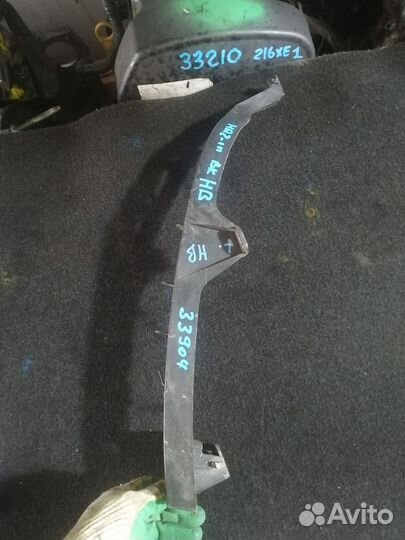 Кронштейн фары левый Mazda 3 BK хэтчбек