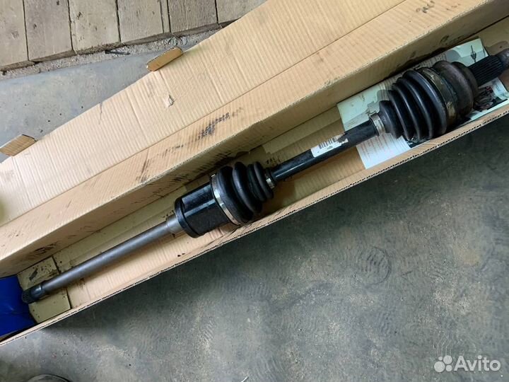 Привод передний правый BMW x3 e83