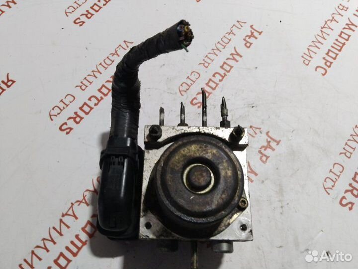 Блок ABS Nissan X Trail T30 T30 2.0 QR20 2005