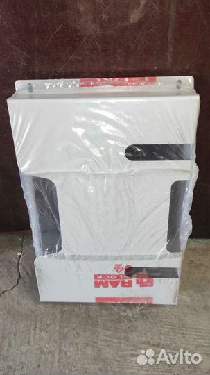 Карман для документации, металлический, для дверей