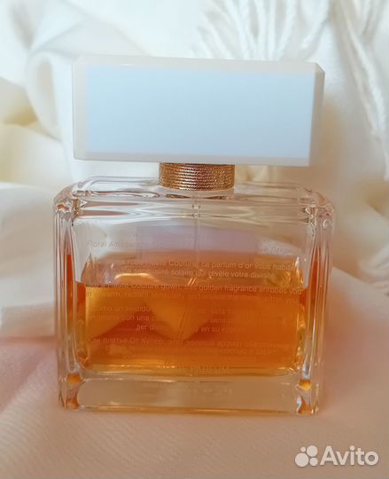 Dahlia Divin Givenchy 2014