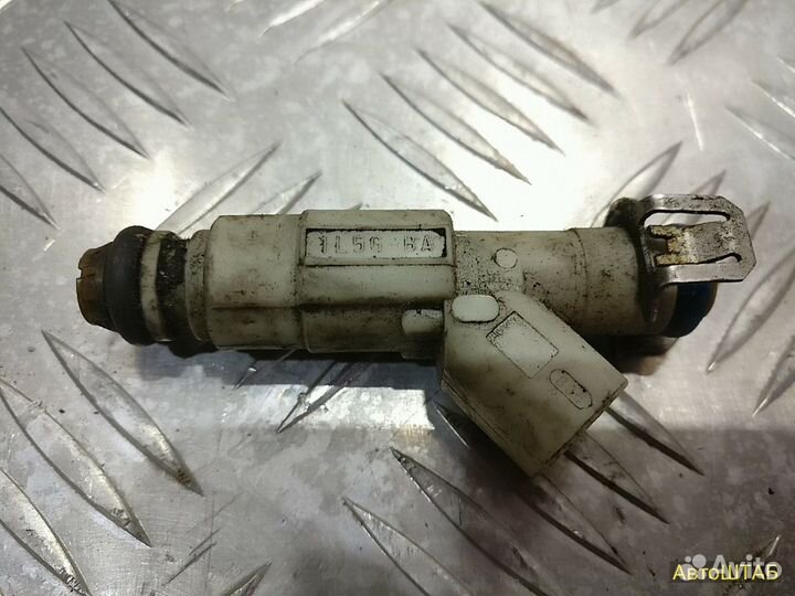 Форсунка Mazda 6 GG (02-07) /Mazda 3 BK (02-09) 2