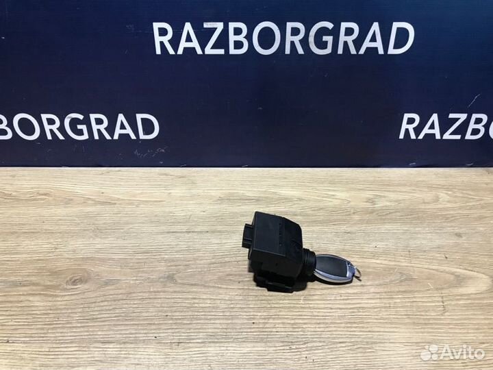 Замок зажигания Mercedes-Benz Cls W219 3.5 272.964