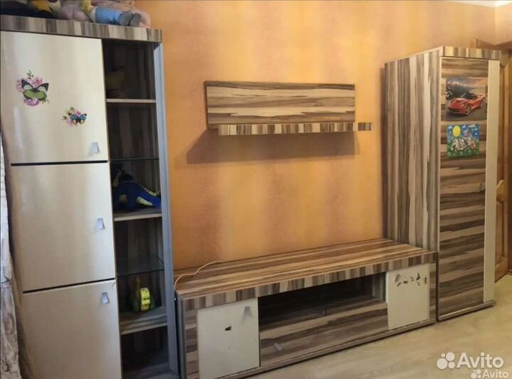 Стенка в гостиную под тв