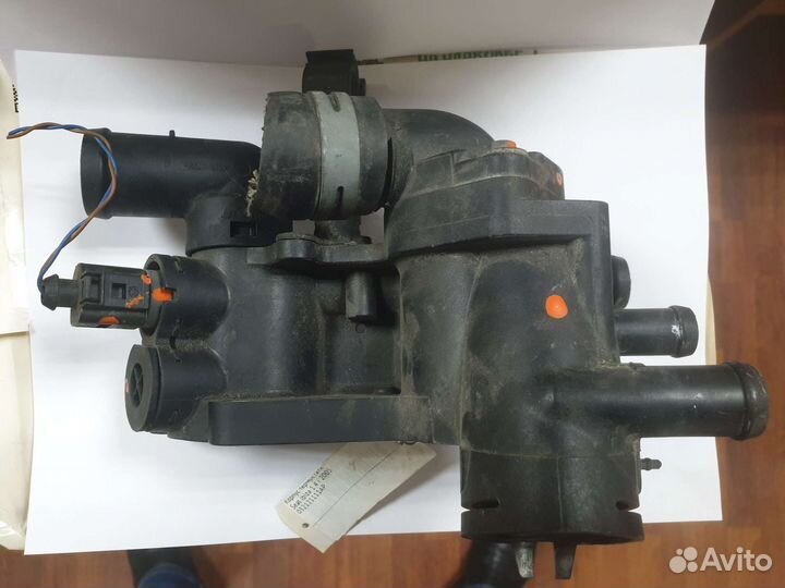 Термостат VAG 032121111 AP