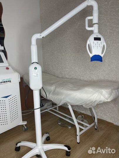 Аппарат для отбеливания зубов