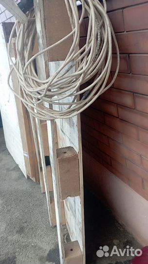 Поддоны деревянные со столешницей