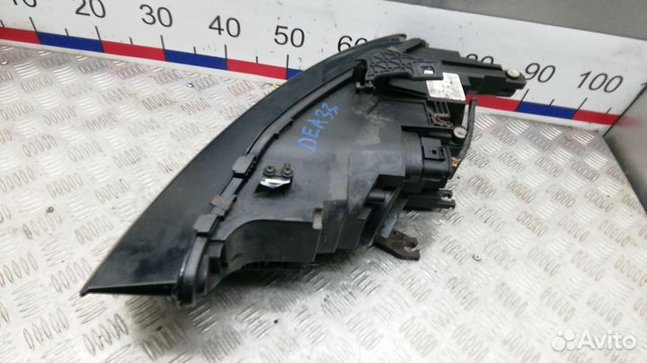 Фара Audi A4 B8 (2007-2011)