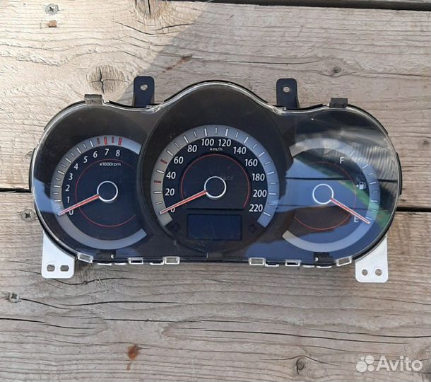 Kia Cerato 2 щиток приборов