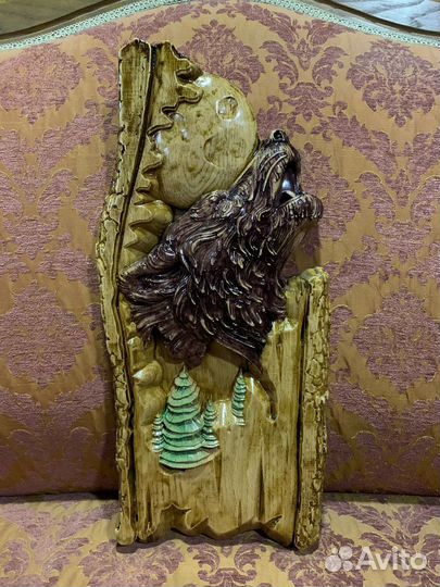 Панно из дерева