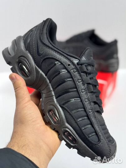 Кроссовки Nike air max tailwind 4