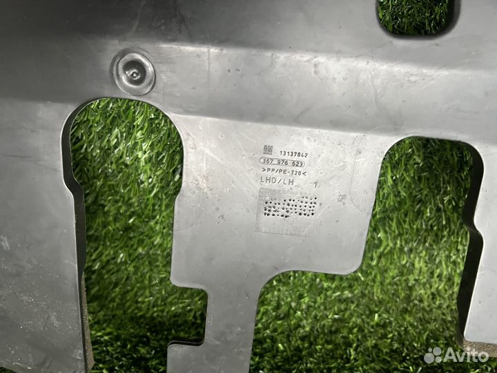 Накладка торпеды opel astra h