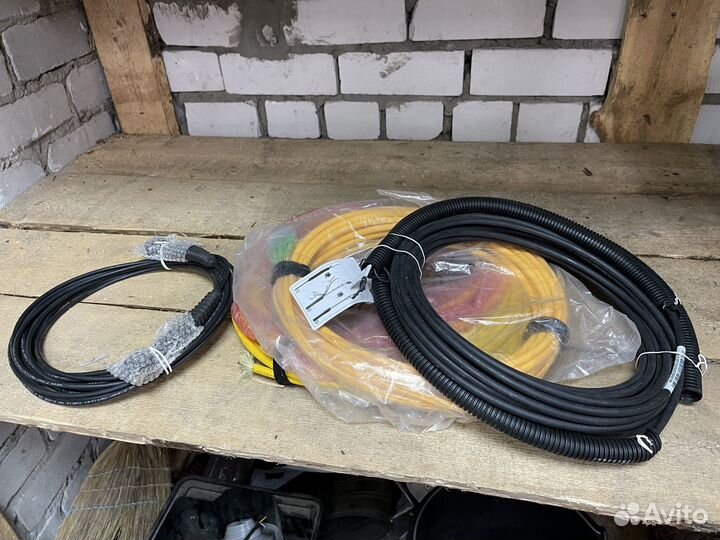 Оптический кабель Ericsson, Huber+Suhner: 50м, 10м