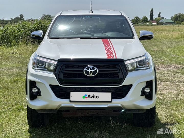 Toyota Hilux 2.8 AT, 2018, 170 000 км