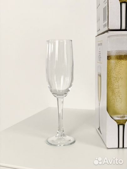 Посуда, тарелки, бокалы, стаканы