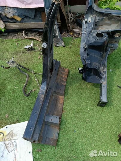 Стойка средняя правая Хундай соната 6