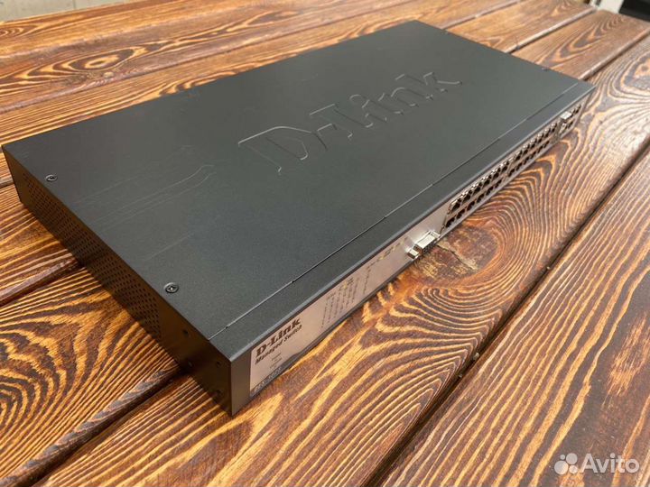 Коммутатор D-link DES-3028