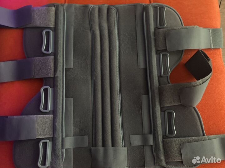 Тутор на коленный сустав