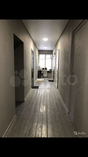 Комната 13 м² в 5-к., 4/5 эт.