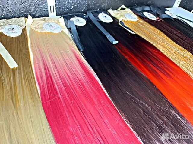 Волосы на заколках реалистичные