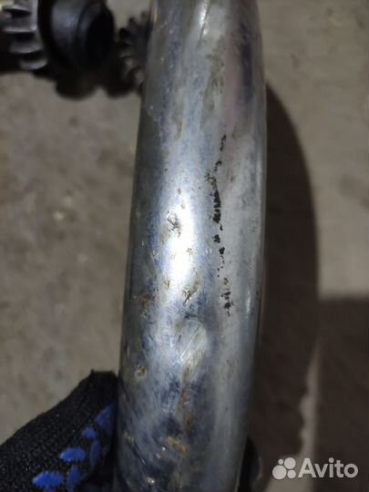 Колени ява старушка