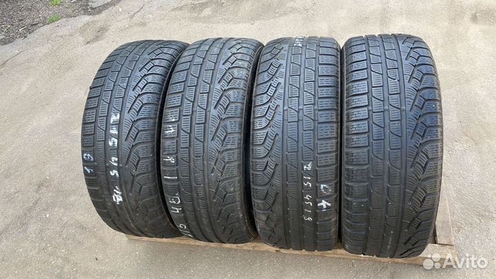 Pirelli Winter Sottozero II 215/45 R18