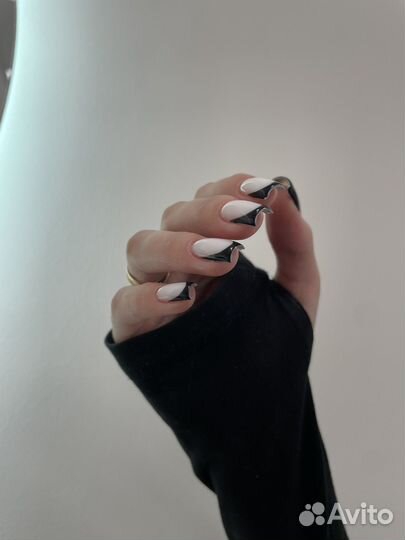Маникюр наращивание ногтей