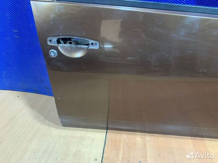 Дверь передняя правая Renault Duster