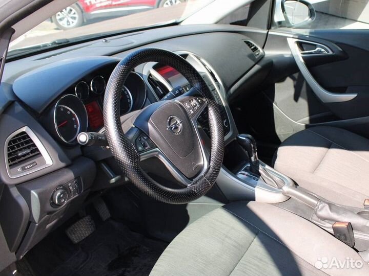 Opel Astra 1.6 AT, 2011, 180 000 км