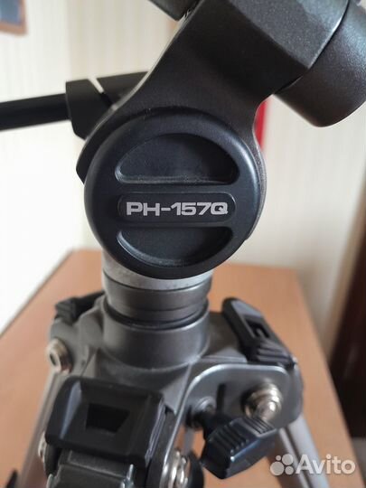 Штатив для фото и видео съемки PH157 Q
