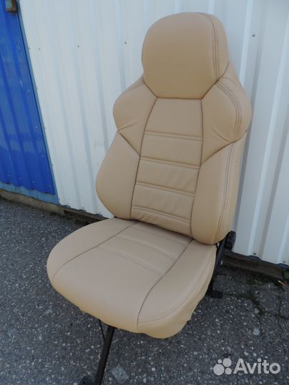 Универсальные автомобильные чехлы